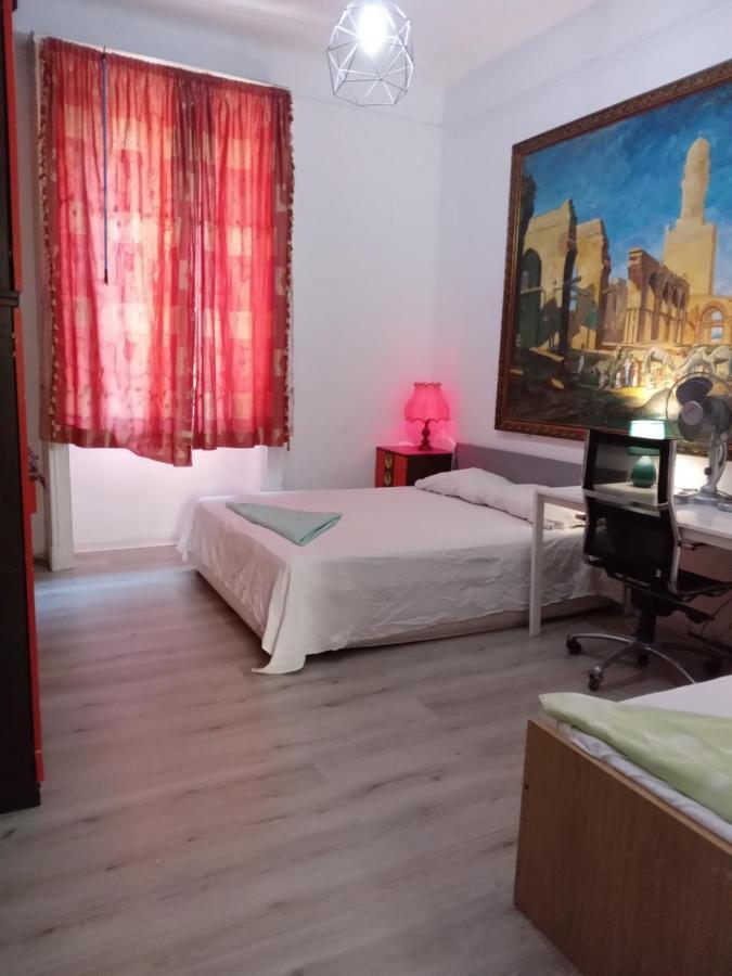 A Room In A Beautiful Apartment In The City Center Milan Luaran gambar