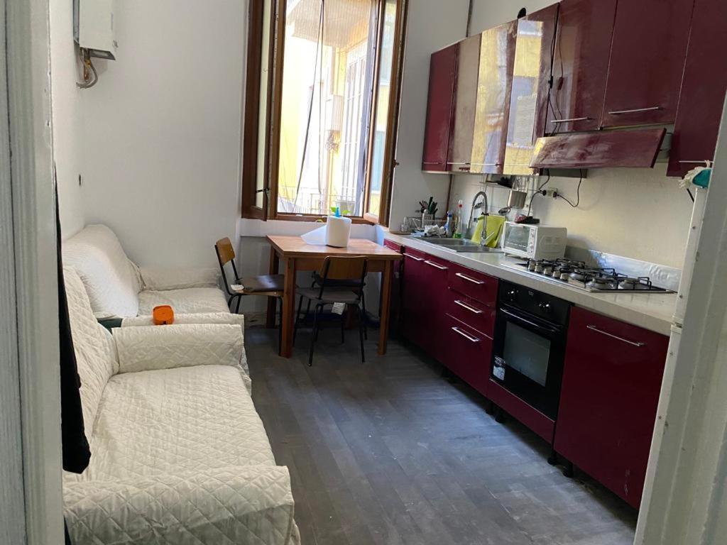 A Room In A Beautiful Apartment In The City Center Milan Luaran gambar